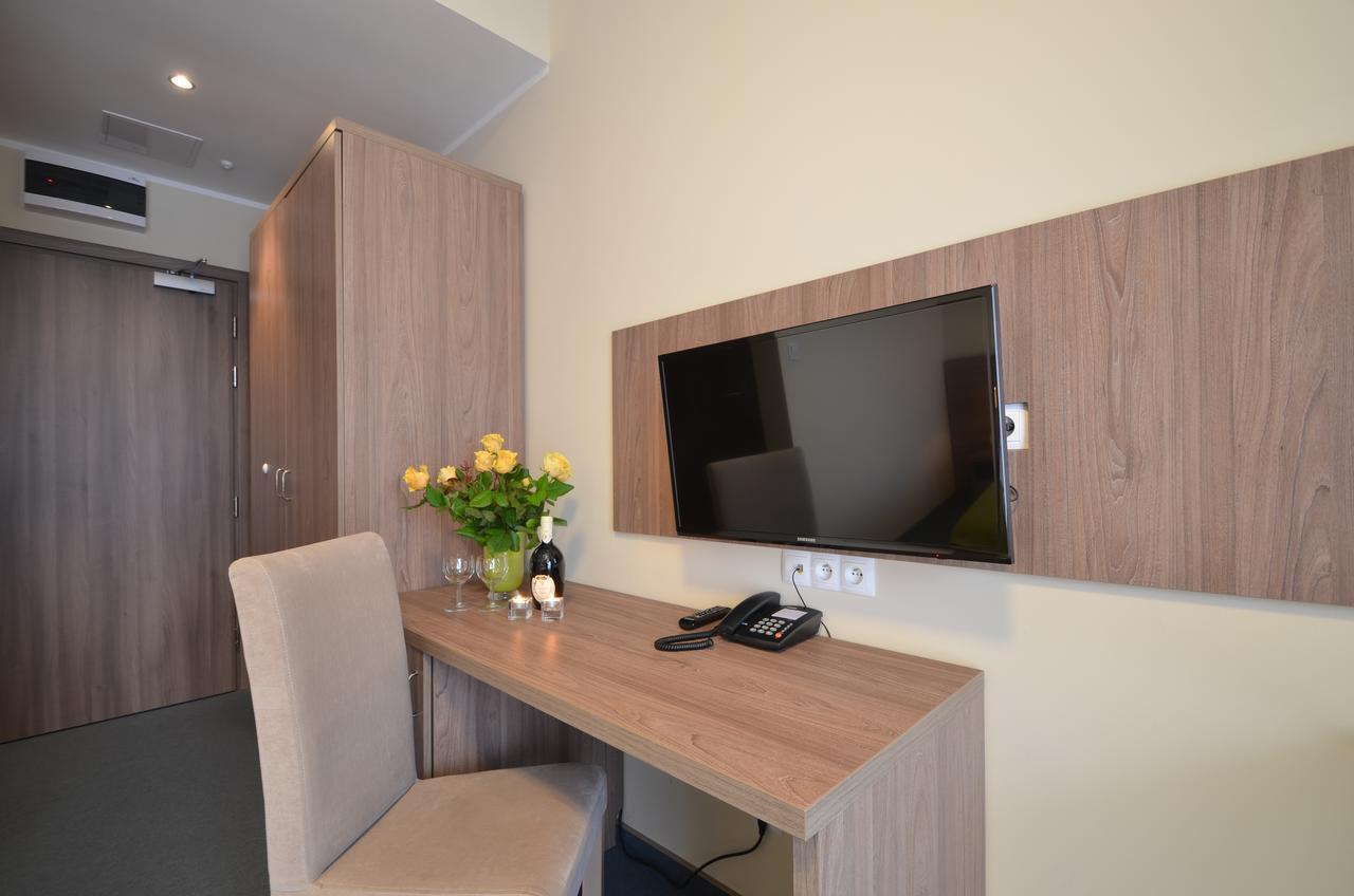 Hotel Zorza Kołobrzeg Esterno foto