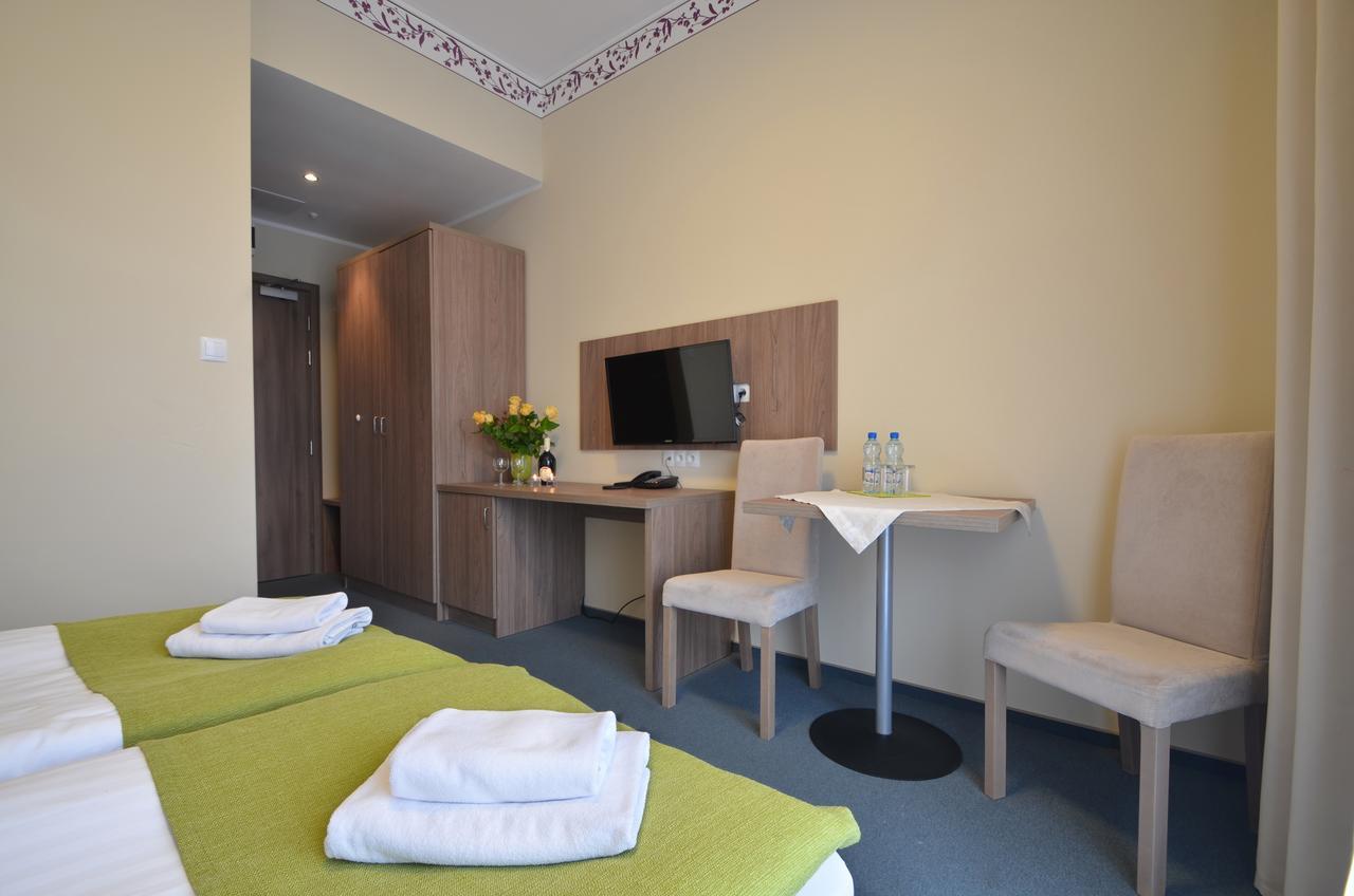 Hotel Zorza Kołobrzeg Esterno foto